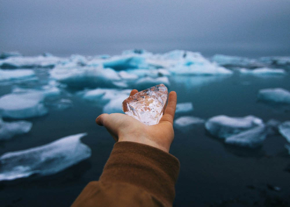 Icebergs floating in Jökulsárlón glacier lagoon